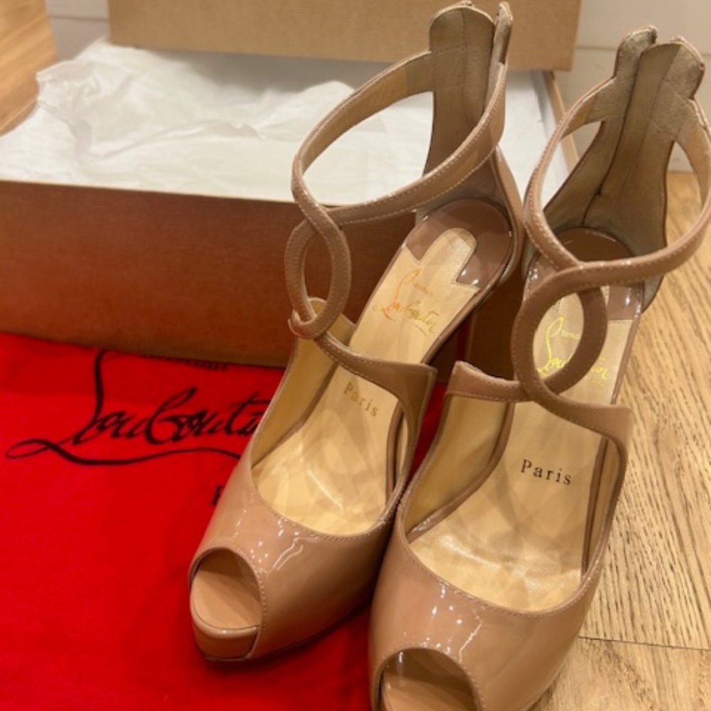 Brand New Christian Louboutin Rosie 120 Nude Patent Heel 35.5 (5.5)